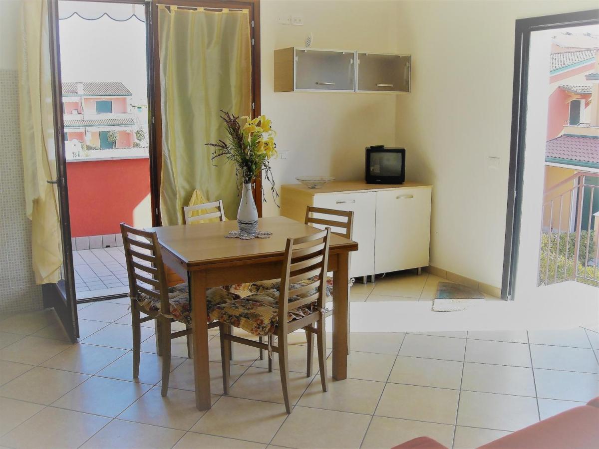 Villaggio Dei Fiori Aparthotel