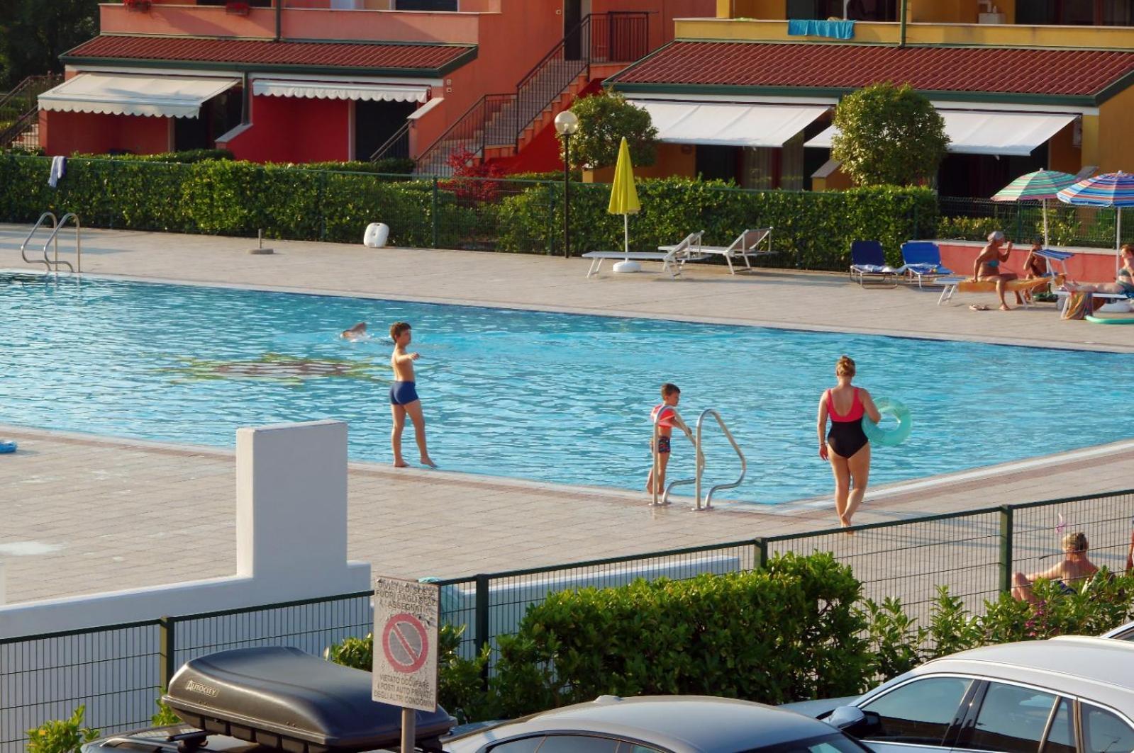 Aparthotel Villaggio Dei Fiori 4*