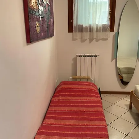 Hotel Apartments Villaggio Dei Fiori Extra Luxury 4 Stars - Great Family Resort - Petz Friendly - With Hypermarket - Delivery Restaurant-Pizzeria - Room Breakfast With Supplement - Ultra Fast Wi-Fi - Parking Adjacent To The Room - With Mechanical Wor Caorle Extérieur photo