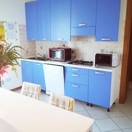 Hotel Apartments Villaggio Dei Fiori Extra Luxury 4 Stars - Great Family Resort - Petz Friendly - With Hypermarket - Delivery Restaurant-Pizzeria - Room Breakfast With Supplement - Ultra Fast Wi-Fi - Parking Adjacent To The Room - With Mechanical Wor Caorle Extérieur photo