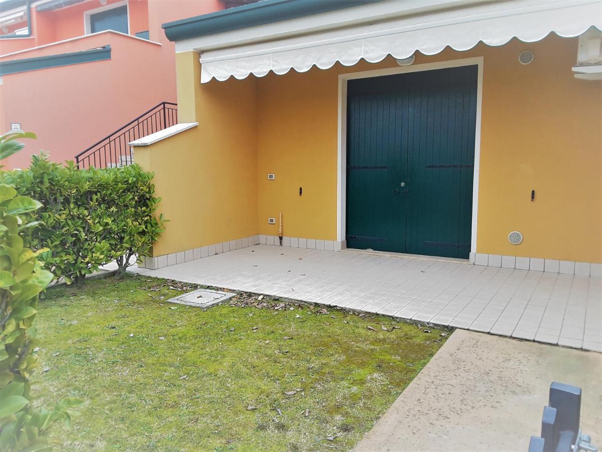 Villaggio Dei Fiori: Family-friendly With Pools And Buffet Aparthotel