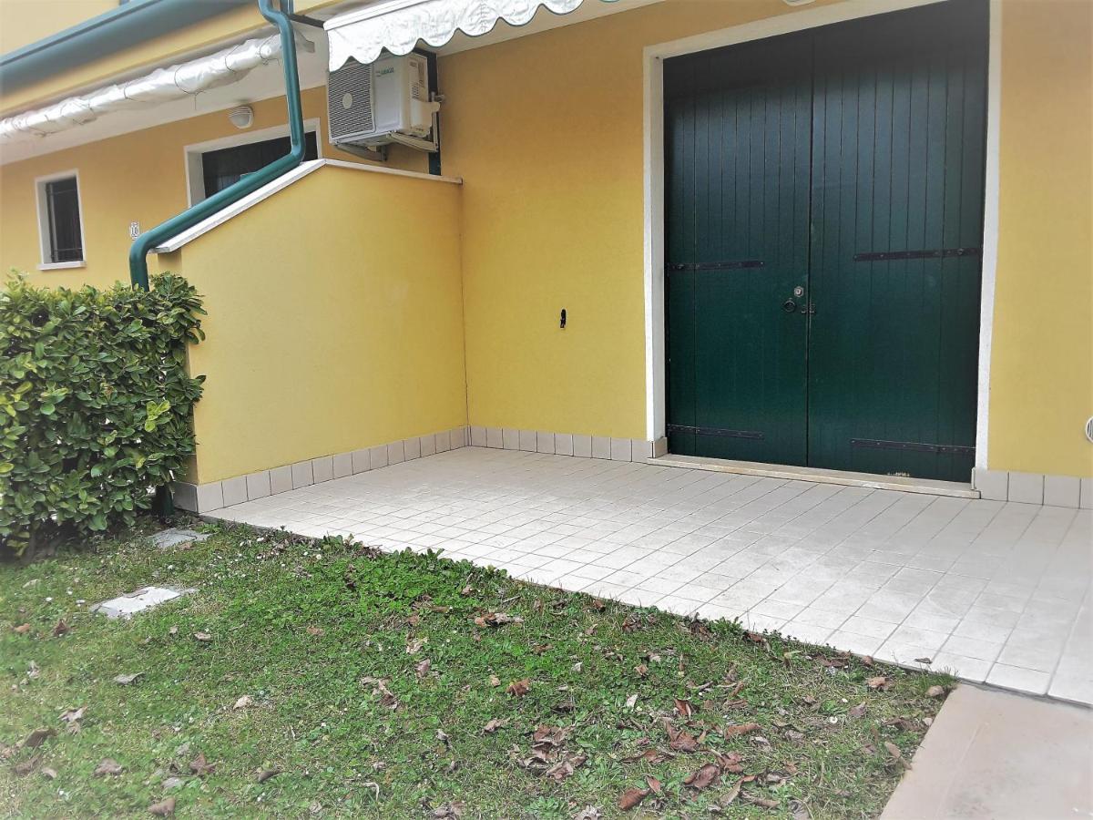 Villaggio Dei Fiori: Family-friendly With Pools And Buffet 4* Caorle