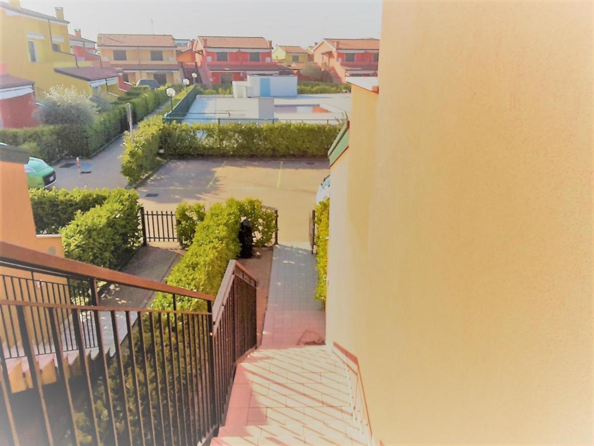 Villaggio Dei Fiori 4 Stars Luxury - Great Family - Pet Friendly - With Hypermarket - Delivery Restaurant-pizzeria - Breakfast With Supplement - Ultra Fast Wi-fi - Play Area For Children - Olympic Swimming Pool - Parking Caorle