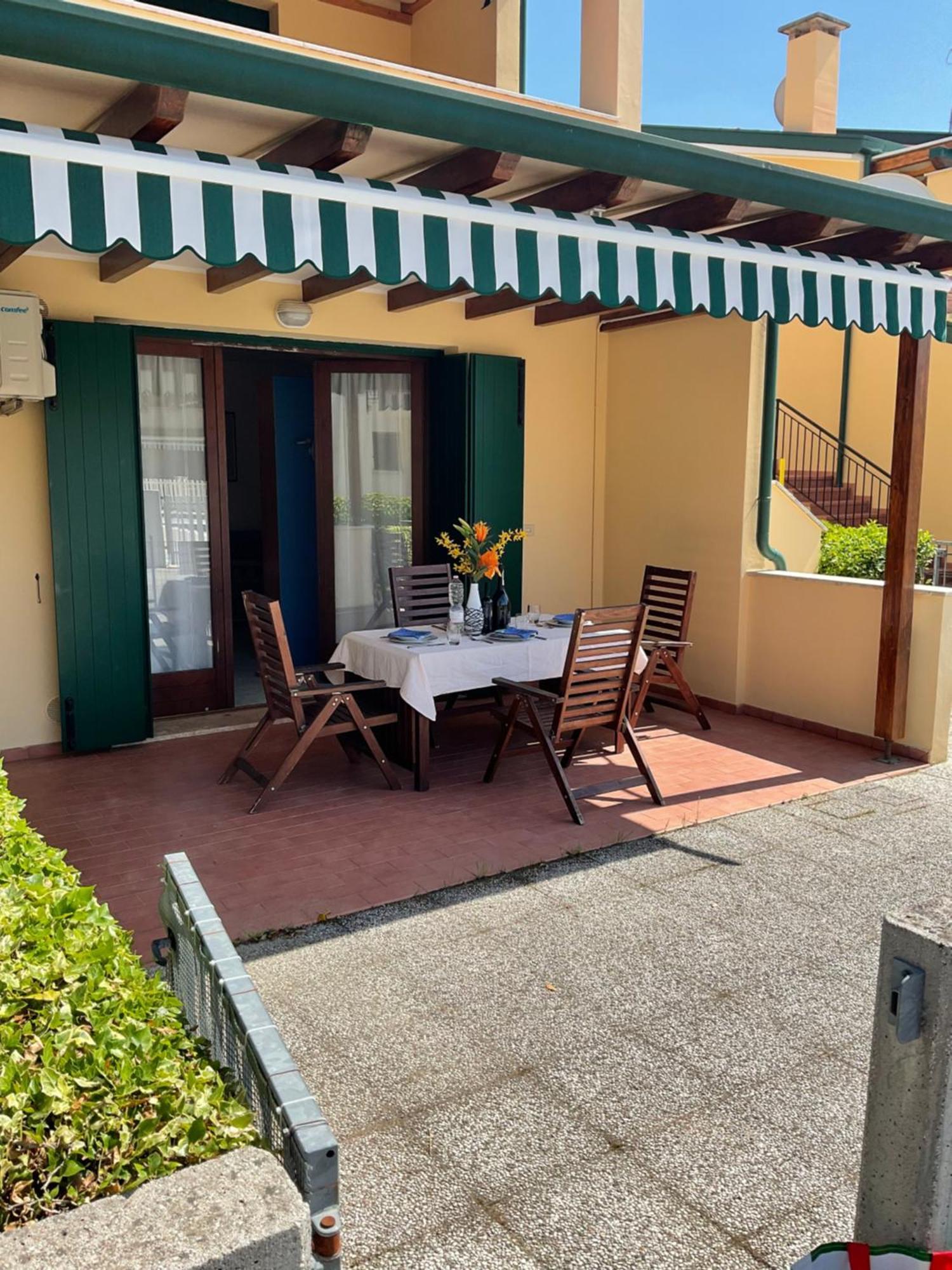 Villaggio Dei Fiori: Family-friendly With Pools And Buffet
